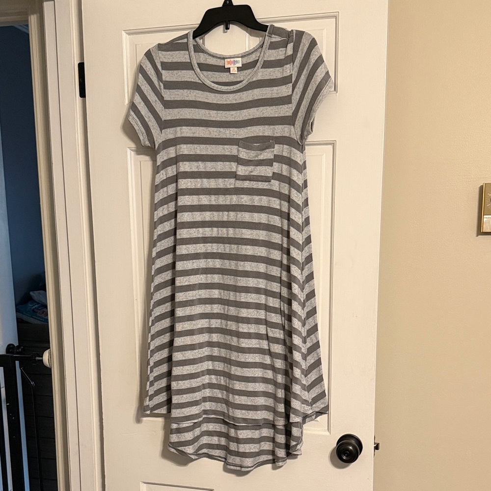 LuLaRoe Striped Tee Dress in Light Gray & Heather Gray